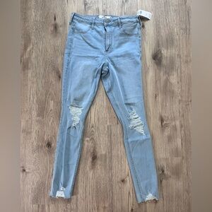 NWT Hollister super skinny jeans